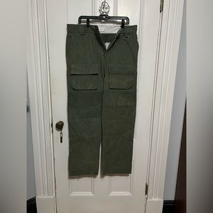 DISTURBIA kick flip cords gray